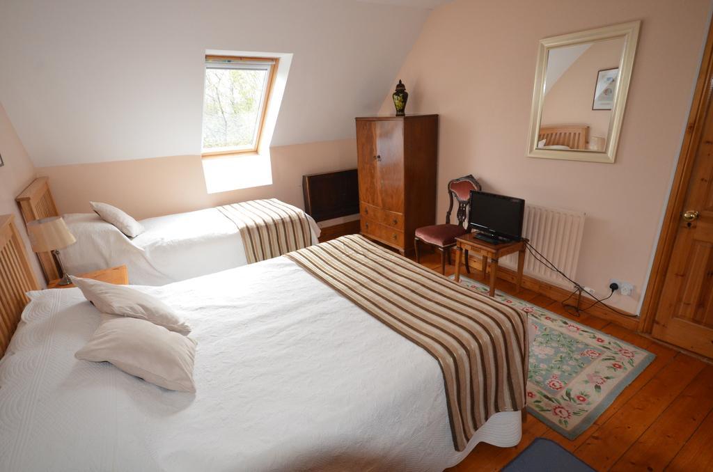 Camillaun Lodge With Lough Corrib Boat Hire Oughterard Pokoj fotografie