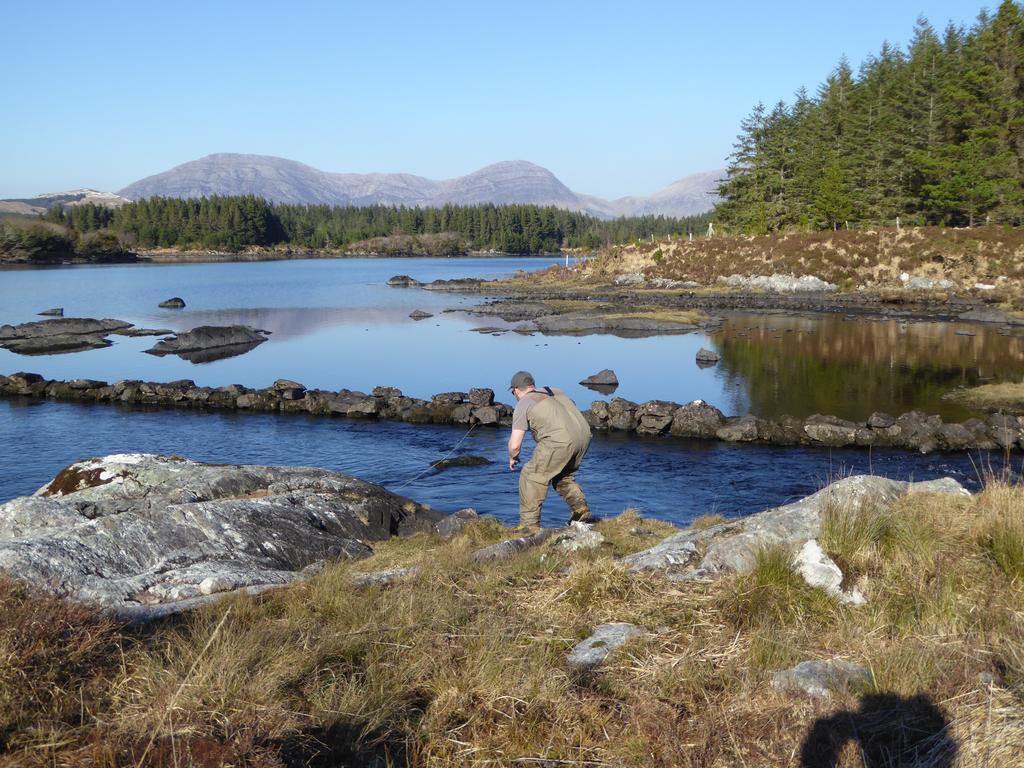 Camillaun Lodge With Lough Corrib Boat Hire Oughterard Exteriér fotografie