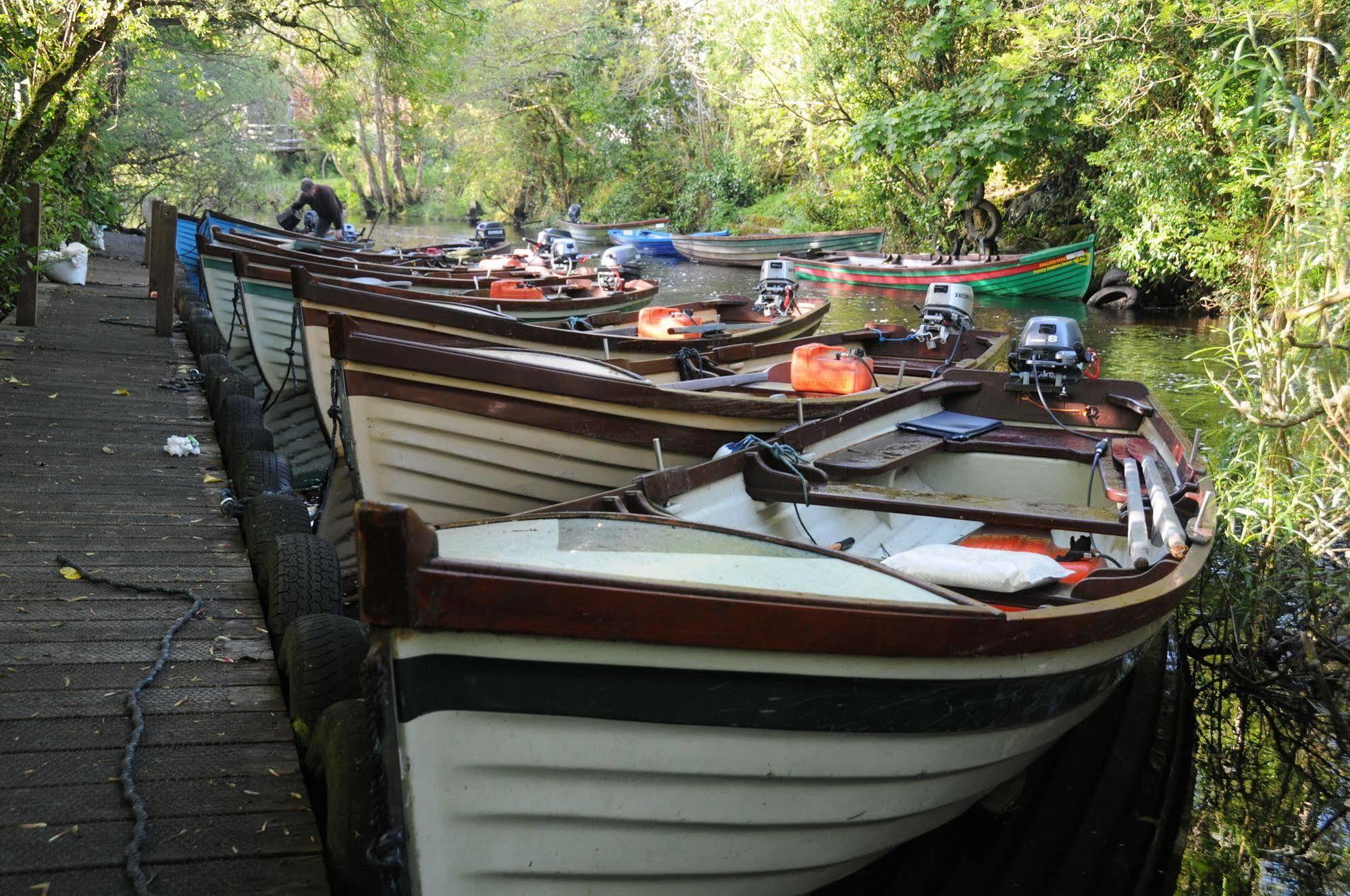 Camillaun Lodge With Lough Corrib Boat Hire Oughterard Exteriér fotografie